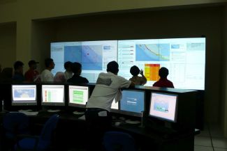 Tsunami-Frühwarnsystem beim Meteorologischen, Klimatologischen und Geophysikalischen Dienst (BMKG) in Jakarta (Meteorologischer, Klimatologischer und Geophysikalischer Dienst (BMKG), Jakarta)