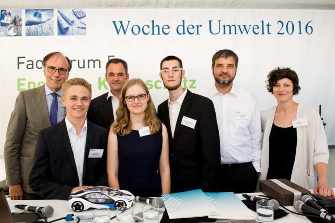 "vernetzt, verteilt, gespeichert - das stabile Stromnetz der Zukunft braucht leistungsfähige Speicher" - BMBF Fachforum auf der Woche der Umwelt am 7. Juni 2016, Schloss Bellevue, Berlin