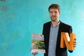 Dr. André Schaffrin ist stolz auf das erreichte: Ein Energiekonzept für den Landkreis Ahrweiler. Dr. André Schaffrin ist stolz auf das erreichte: Ein Energiekonzept für den Landkreis Ahrweiler.