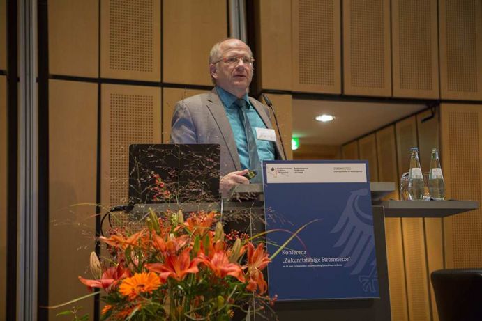 Statuskonferenz Zukunftsfähige Stromnetze: Impulsvortrag von Achim Zerres, Bundesnetzagentur Impulsvortrag Achim Zerres, Bundesnetzagentur