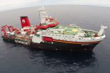 Das Forschungsschiff SONNE ist das modernste Forschungsschiff Deutschlands. Seine Einsatzgebiete sind der Indische und Pazifische Ozean. Aktivitäten im JPI Ocean Projekt 'Ecological Aspects of Deep-Sea Mining' während FS SONNE Expedition SO242-2 (28.Aug.- 1.Okt.2015) zur DISCOL Experimental Area (Perubecken, tropischer SO Pazifik).