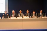 Podium des BMWi-Side Event „The Paris Agreement and the contributions of NDEs under the technology mechanism" Auf der Weltklimakonferenz 2016 fanden in Marrakesch verschiedene Side-Events unter Beteiligung von BMBF-Fördermaßnahmen statt. Sie zeigten, wie Wissenschaft und Forschung dabei helfen, den im Übereinkommen von Paris von der Weltgemeinschaft vereinbarten Wandel zu gestalten.
Die 22. UN-Klimakonferenz fand vom 7. bis 18. November 2016 in Marrakesch in Marokko statt. Die Vertragsstaaten diskutieren die Ausgestaltung des Pariser Klimaabkommens, das am 4. November 2016 in Kraft getreten ist. Auf den jährlich stattfindenen Weltklimakonferenzen treffen sich Politiker, Wissenschaftler und weitere Akteure um die Folgen und Konzequenzen des Klimawandels auf der Erde zu diskutieren.