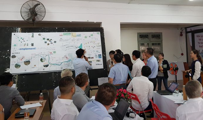 Während der Summer School von emplement! erarbeiteten rund 50 vietnamesiche und deutsche Masterstudierende in Da Nang Ideen für nachhaltige Tourismus-Konzepte entlang des Cu-De River Valley.
