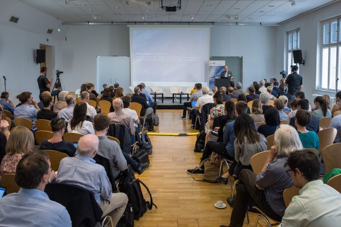 „Der IPCC im politischen Prozess“ – so der Titel der diesjährigen Deutschen IPCC-Jahrestagung in Berlin bei der etwa 130 Fachleute teilnahmen.