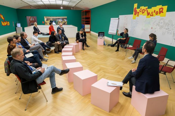 Diskussionsrunde im Themenforum 3 zu Finanzierungsfragen