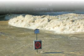 Isar flood in Munich on August 24, 2005.