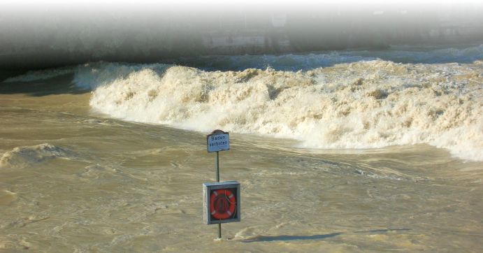 Isar flood in Munich on August 24, 2005.