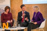 Lili Fuhr (Heinrich Böll Stiftung), Mark Lawrence (IASS) und die Moderatorin Conny Czymoch bei der German Science Hour „Failing the carbon budget", Deutscher Pavillon, COP 23, Bonn