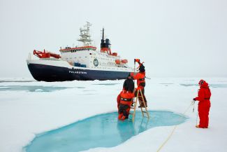 Sampling Arctic biodiversity