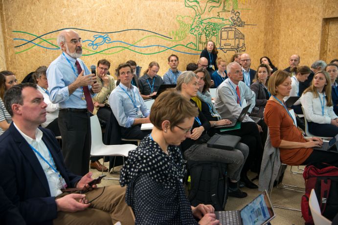 Fragen des Plenums beim BMBF-Side Event "Global Stocktake: Information from science" auf dem deutschen Pavillon (COP 23, Bonn)