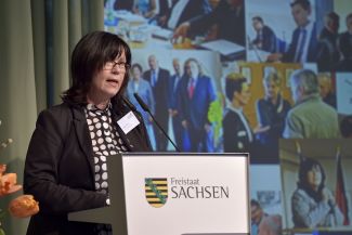 Christine Herntier, Bürgermeisterin der Stadt Spremberg und brandenburgische Sprecherin der Lausitzrunde
bei der Eröffnung des Forum Lausitz