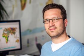 Dr. Nils Moosdorf Dr. Nils Moosdorf