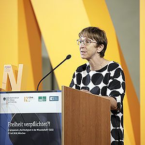 Prof. Dr. Barbara Conradt, Ludwig-Maximilians-Universität