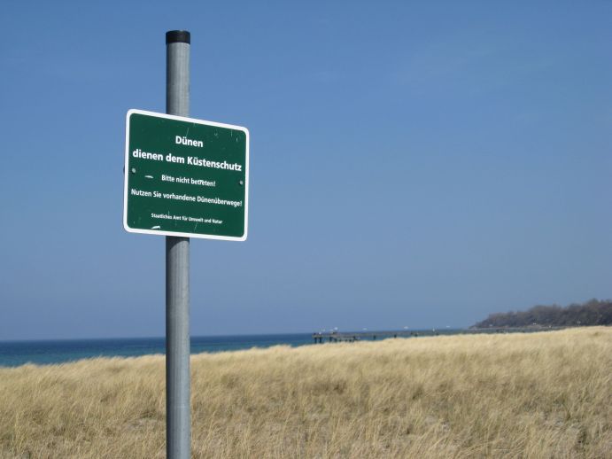 Das Projekt GoCoase untersucht nachhaltige Küstenschutzmaßnahmen zur Anpassung an den Klimawandel in Mecklenburg-Vorpommern. Zentraler Bestandteil hierbei sind Dünen.