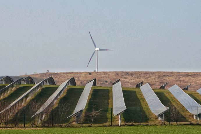 Solarpark Inden: Beispiel für eine Anlage, die im Rahmen einer Energiegenossenschaft aufgebaut und betrieben werden könnte.