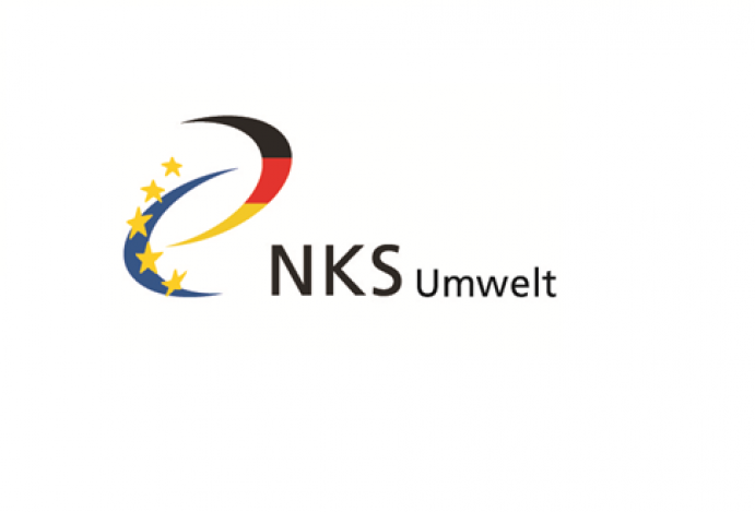 Die NKS Umwelt arbeitet im Auftrag des Bundesministeriums für Bildung und Forschung (BMBF) und ist beim Projektträgers Jülich, Forschungszentrum Jülich GmbH angesiedelt. Die NKS Umwelt arbeitet im Auftrag des Bundesministeriums für Bildung und Forschung (BMBF) und ist beim Projektträgers Jülich, Forschungszentrum Jülich GmbH angesiedelt.