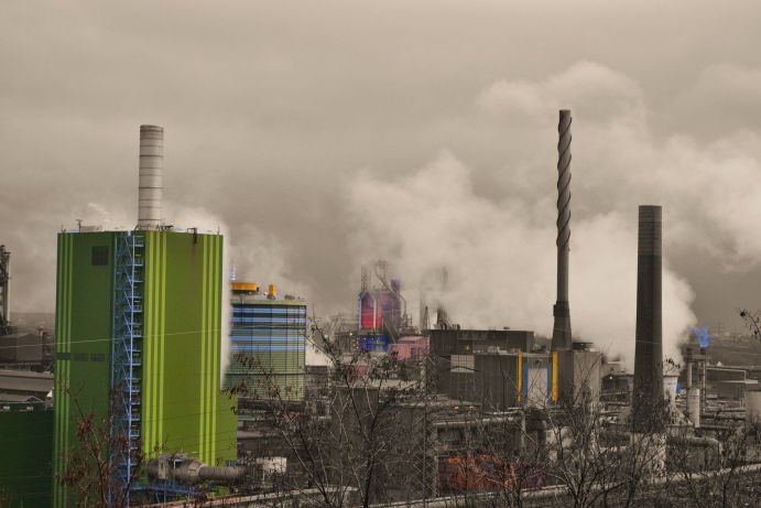 In Industrie und Landwirtschaft entstehen noch auf lange Sicht unvermeidbare Treibhausgasemissionen. Carbon Dioxide Removal (CDR) umfasst Methoden, um Negativemissionen zu erzielen.