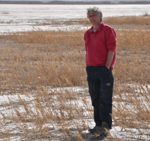 Der Geophysiker Erwin Appel im Untersuchungsgebiet. Der Geophysiker Erwin Appel im Untersuchungsgebiet.