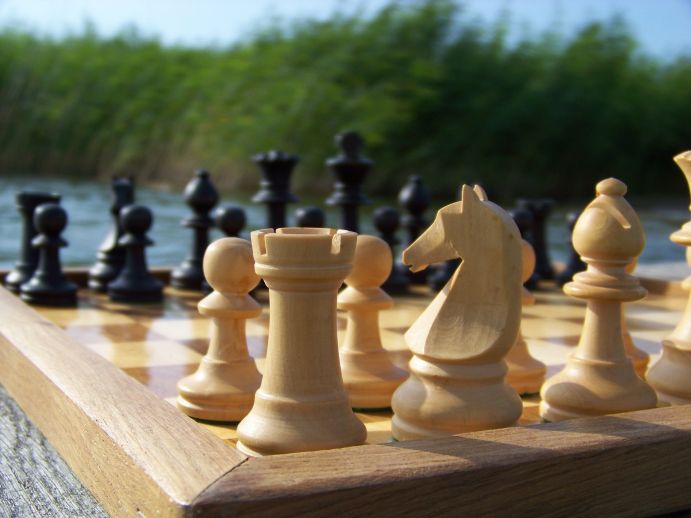 Die Ergebnisse des BMBF-Fachworkshops sind ein wichtiger Beitrag für die Formulierung und spätere Umsetzung der deutschen Strategie für ein nachhaltiges Finanzsystem. Schachbrettspiel
