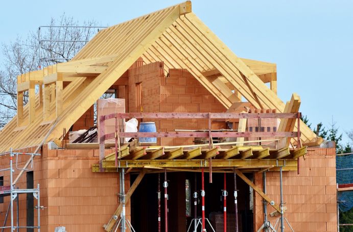 Es muss nicht immer ein Neubau sein. Wohnraumbedarf lässt sich auch decken, wenn sich Menschen an biografischen Wendepunkten für kleinere Wohnflächen und alternative Wohnkonzepte entscheiden würden.