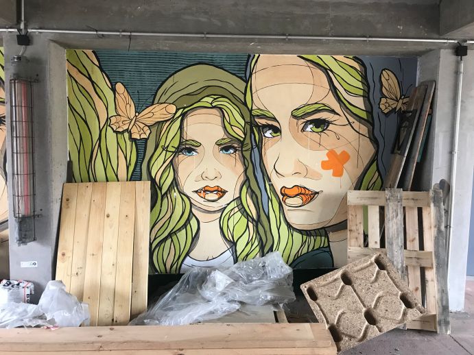 Street Art als gestalterisches Element eines Quartiers auf dem Berliner Holzmarkt; der Holzmarkt gehört zum Reallabor des Verbundprojektes Stadtquartier 4.0 der BMBF Fördermaßnahme Zukunftsstadt