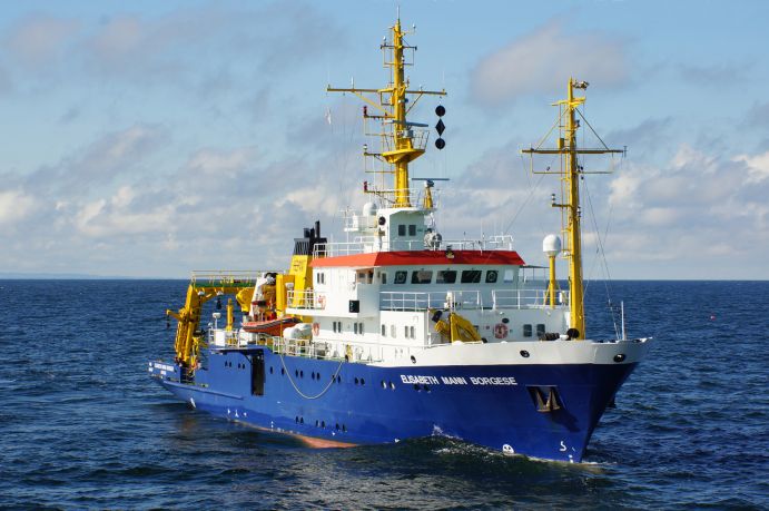 Ziel der Expedition mit dem Forschungsschiff ELISABETH MANN BORGESE im Rahmen der DAM-Pilotmission "Mobile Grund-Fischerei Ostsee" ist eine umfassende Bestandsaufnahme der Beschaffenheit des Meeresgrundes in Meeresschutzgebieten von Fehmarnbelt und Oderbank. Forschungsschiff ELISABETH MANN BORGESE