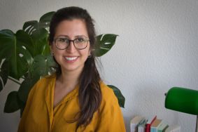 Ebru Tuncel erforscht, ob Reproduktionstechnologien für ausgestorbene Tierarten juristisch vertretbar sind. Ebru Tuncel erforscht, ob Reproduktionstechnologien für ausgestorbene Tierarten juristisch vertretbar sind.