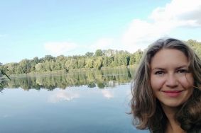 Jula Zenetti forscht über Rechte der Natur Jula Zenetti forscht über Rechte der Natur.