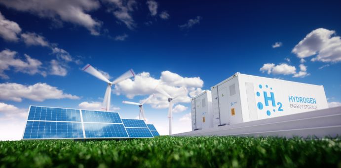 Grüner Wasserstoff aus Erneuerbaren Energien ist ein Schlüsselbaustein der globalen Energiewende und spielt eine entscheidende Rolle, um die Klimaziele auf nationaler und internationaler Ebene zu erreichen. Grüner Wasserstoff aus Erneuerbaren Energien ist ein Schlüsselbaustein der globalen Energiewende und spielt eine entscheidende Rolle, um die Klimaziele auf nationaler und internationaler Ebene zu erreichen.