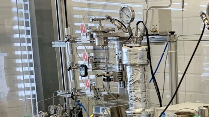 Teststand für die Herstellung von Ethen aus industriellen und biogenen Kohlenstoffquellen Teststand für die Herstellung von Ethen aus industriellen und biogenen Kohlenstoffquellen