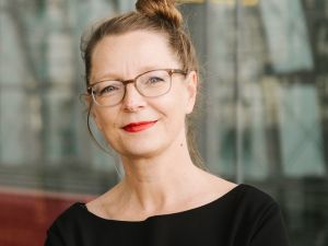 Prof. Dr.-Ing. Regina Zeitner, HTW Berlin Prof. Dr.-Ing. Regina Zeitner, HTW Berlin