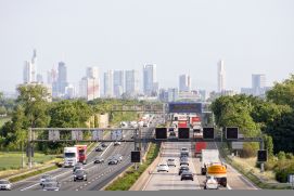 Die nachhaltige Gestaltung des Berufs-, Freizeit- und Wirtschaftsverkehrs braucht sozial gerechte, umweltfreundliche und klimaschonende Mobilitätslösungen für den regional vernetzten urbanen und ländlichen Raum.