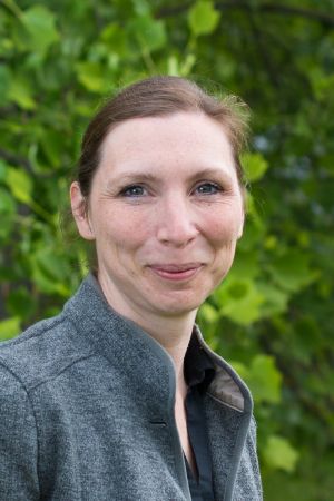 Prof. Dr. Carola Paul von der Abteilung Forstökonomie und nachhaltige Landnutzungsplanung der Universität Göttingen leitet das deutsche Teilprojekt mit sozioökonomischem Fokus innerhalb des europäischen Verbundes. Prof. Dr. Carola Paul von der Abteilung Forstökonomie und nachhaltige Landnutzungsplanung der Universität Göttingen leitet das deutsche Teilprojekt mit sozioökonomischem Fokus innerhalb des europäischen Verbundes.