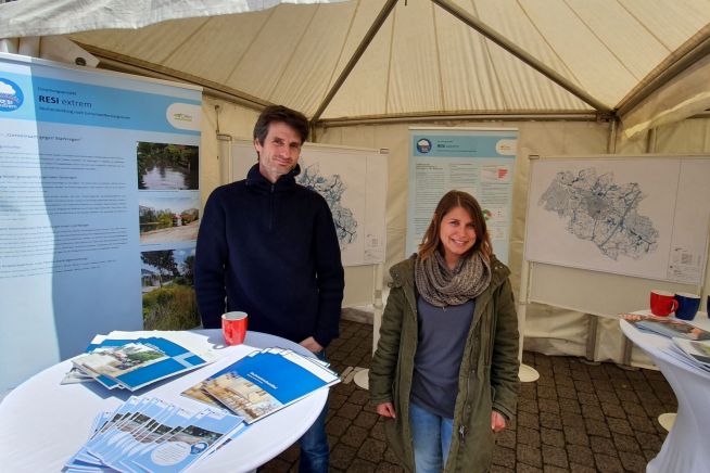 Die Stadt Olfen informiert ihre Bürgerinnen und Bürger auch auf Stadtfesten über Starkregenrisikovorsorge. 