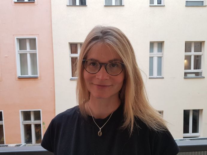 Together with her colleague Dr Jan Keller, Dr Vivian Frick is conducting research on the effects of active mobility in the “AMBER” team from the funding measure “BMBF Junior Research Groups Global Change: Climate, Environment and Health".