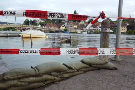 Es ist keine Frage mehr ob, sondern nur noch, wann das nächste Hochwasser kommt. Deshalb müssen sich Mittelgebirgstäler auch in Deutschland verstärkt auf Hochwasser und Überflutungen vorbereiten. 