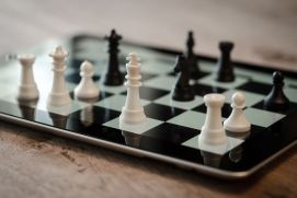 Schachspiel auf einem Tablet