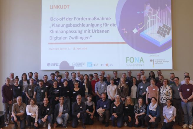 Treffen von Kommunen, Wissenschaft und Unternehmen: Bei der Auftaktveranstaltung in Speyer vernetzten sich die Projektbeteiligten und präsentierten ihre Vorhaben.